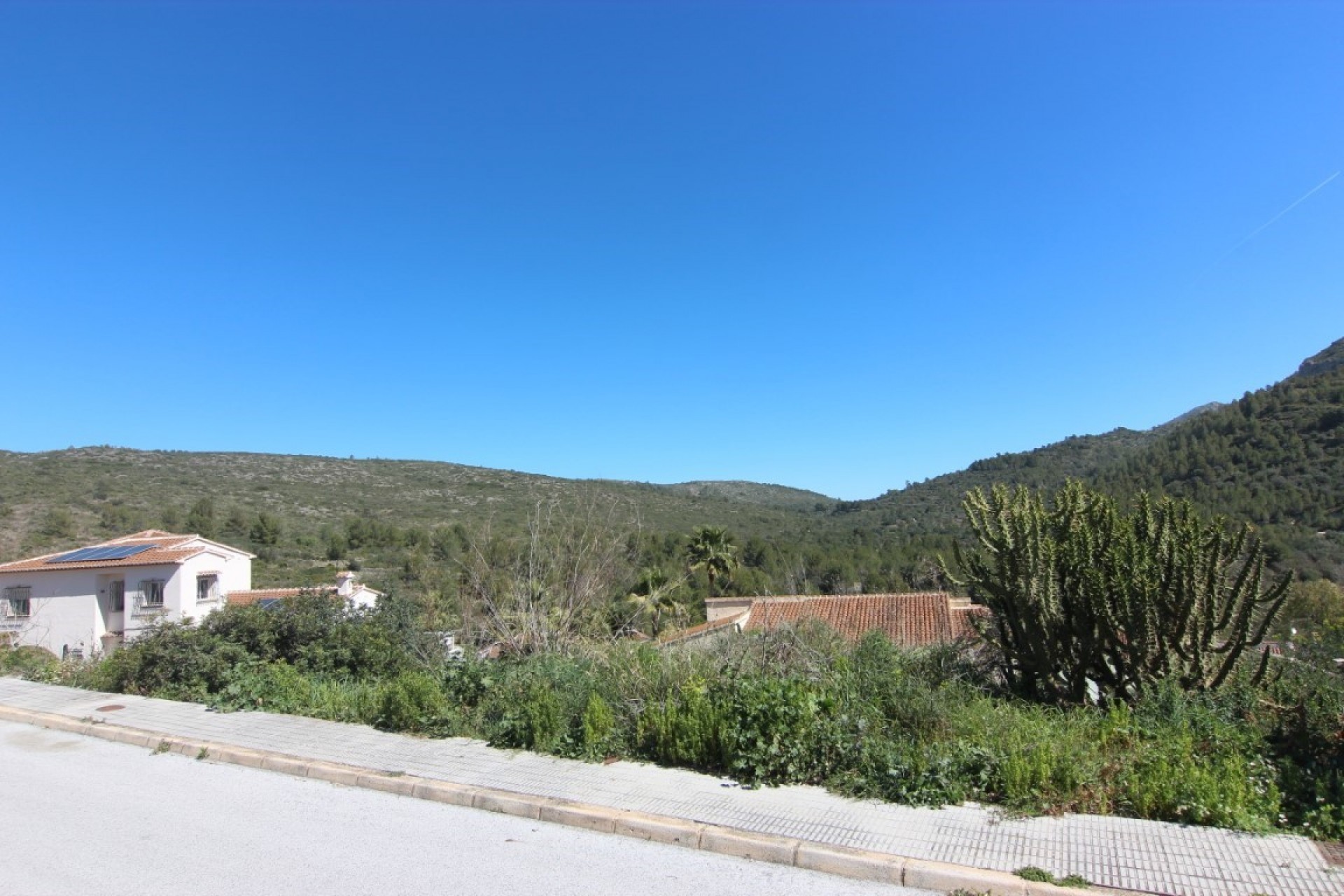 Neue Gebäude - Villa -
Alcalalí