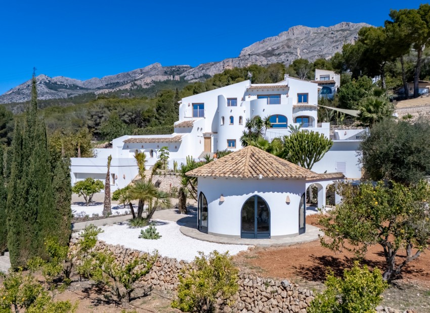 Neue Gebäude - Villa -
Altea - Jardines de Alhama