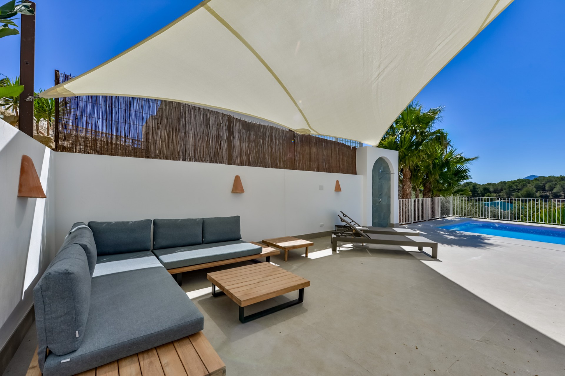 Neue Gebäude - Villa -
Altea - Jardines de Alhama