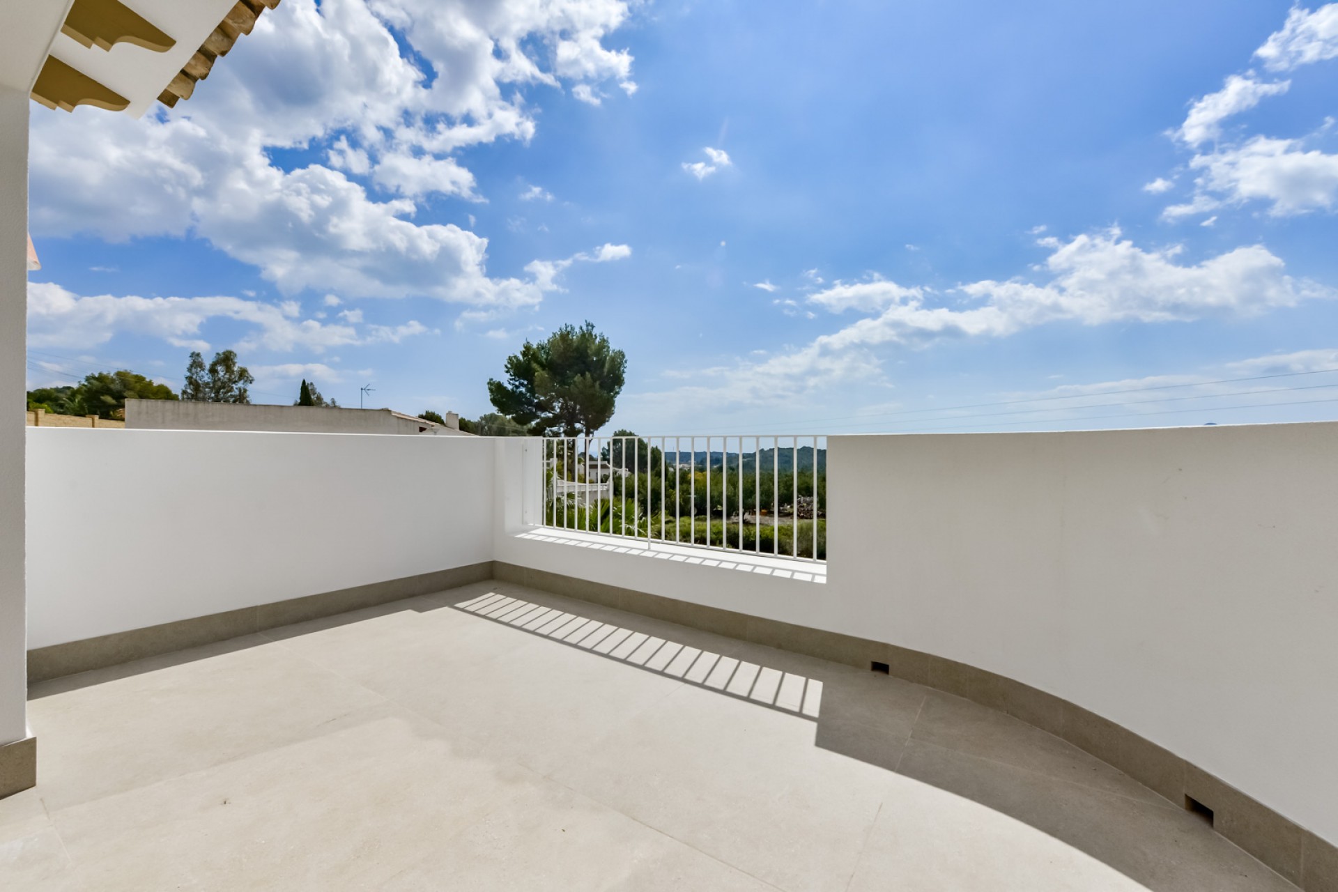 Neue Gebäude - Villa -
Altea - Jardines de Alhama