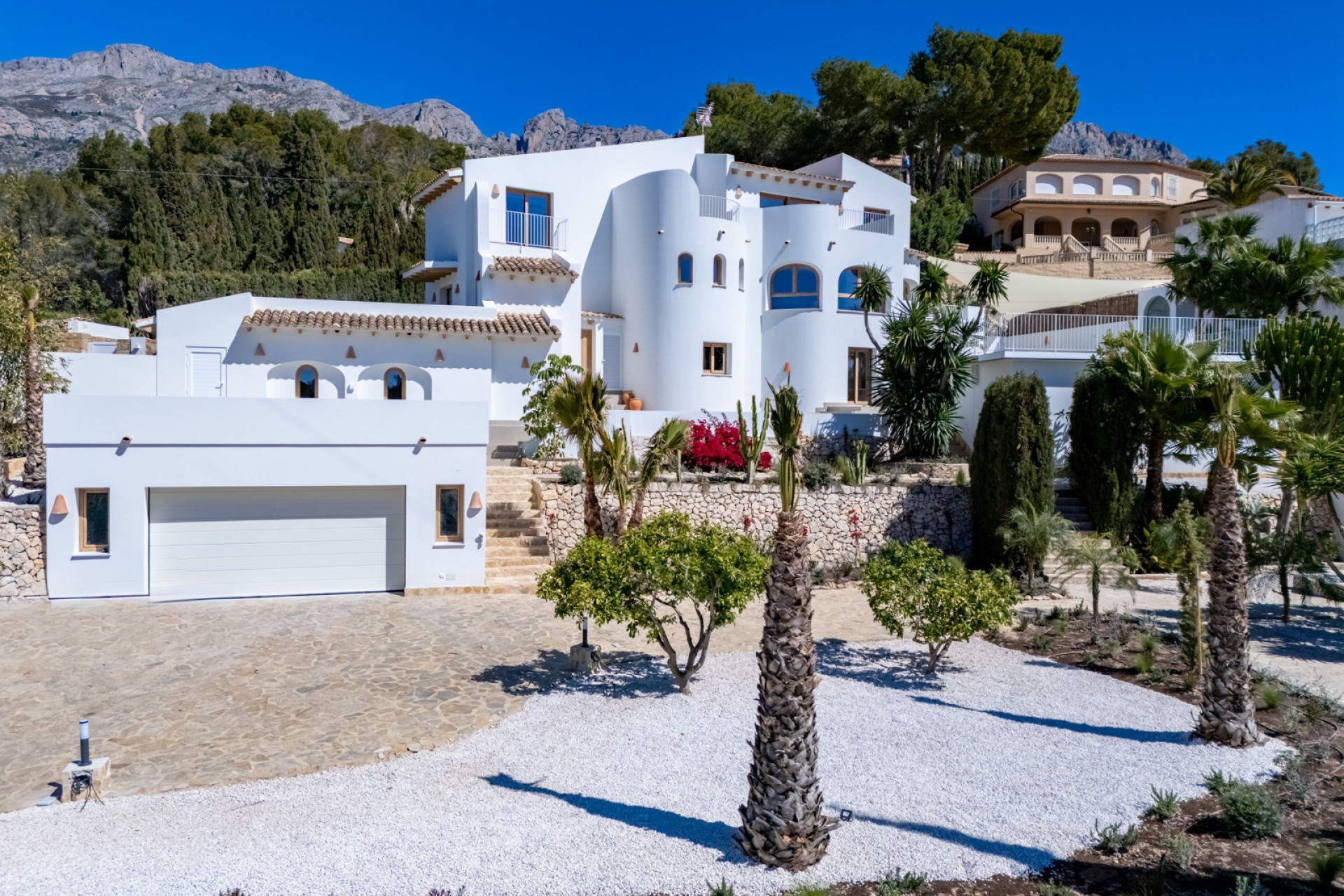 Neue Gebäude - Villa -
Altea - Jardines de Alhama
