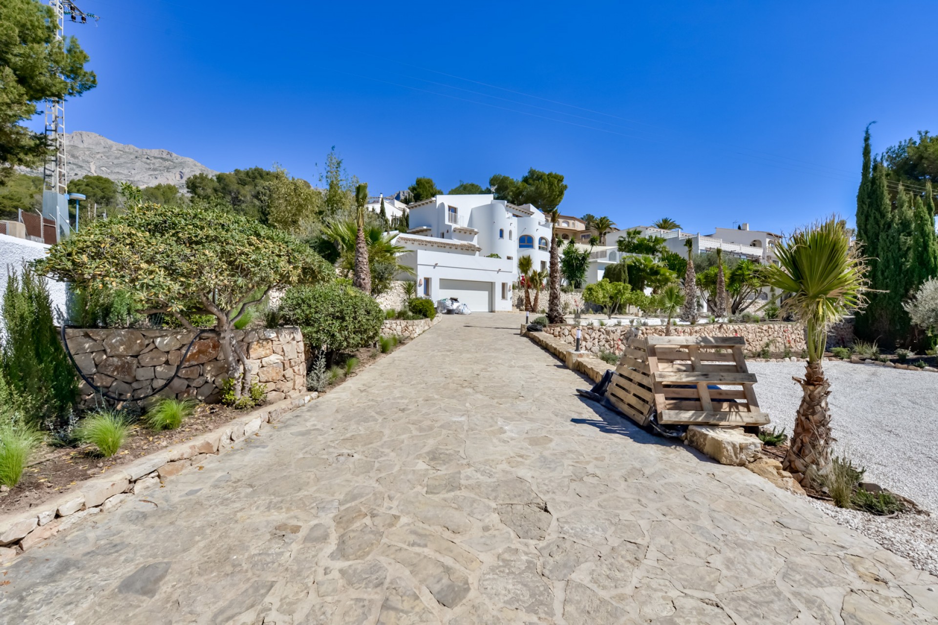 Neue Gebäude - Villa -
Altea - Jardines de Alhama