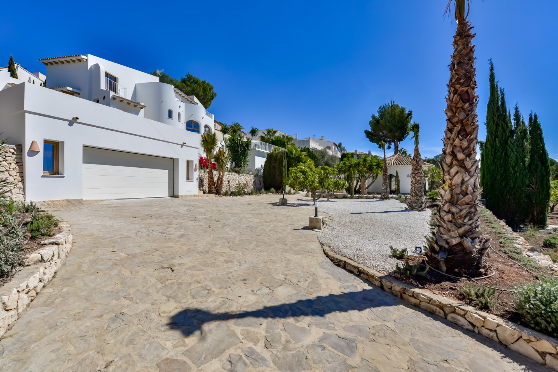 Neue Gebäude - Villa -
Altea - Jardines de Alhama
