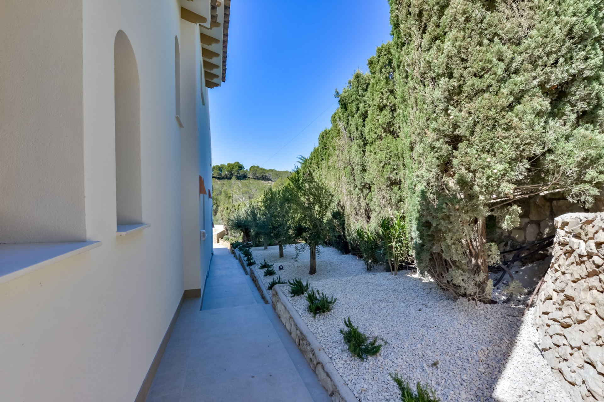 Neue Gebäude - Villa -
Altea - Jardines de Alhama