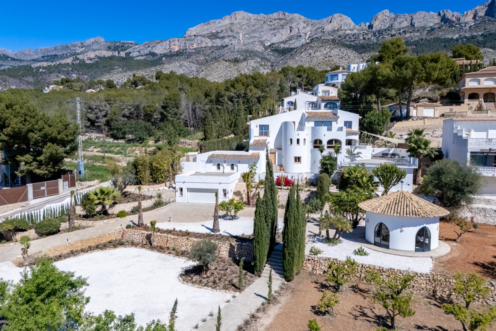Neue Gebäude - Villa -
Altea - Jardines de Alhama