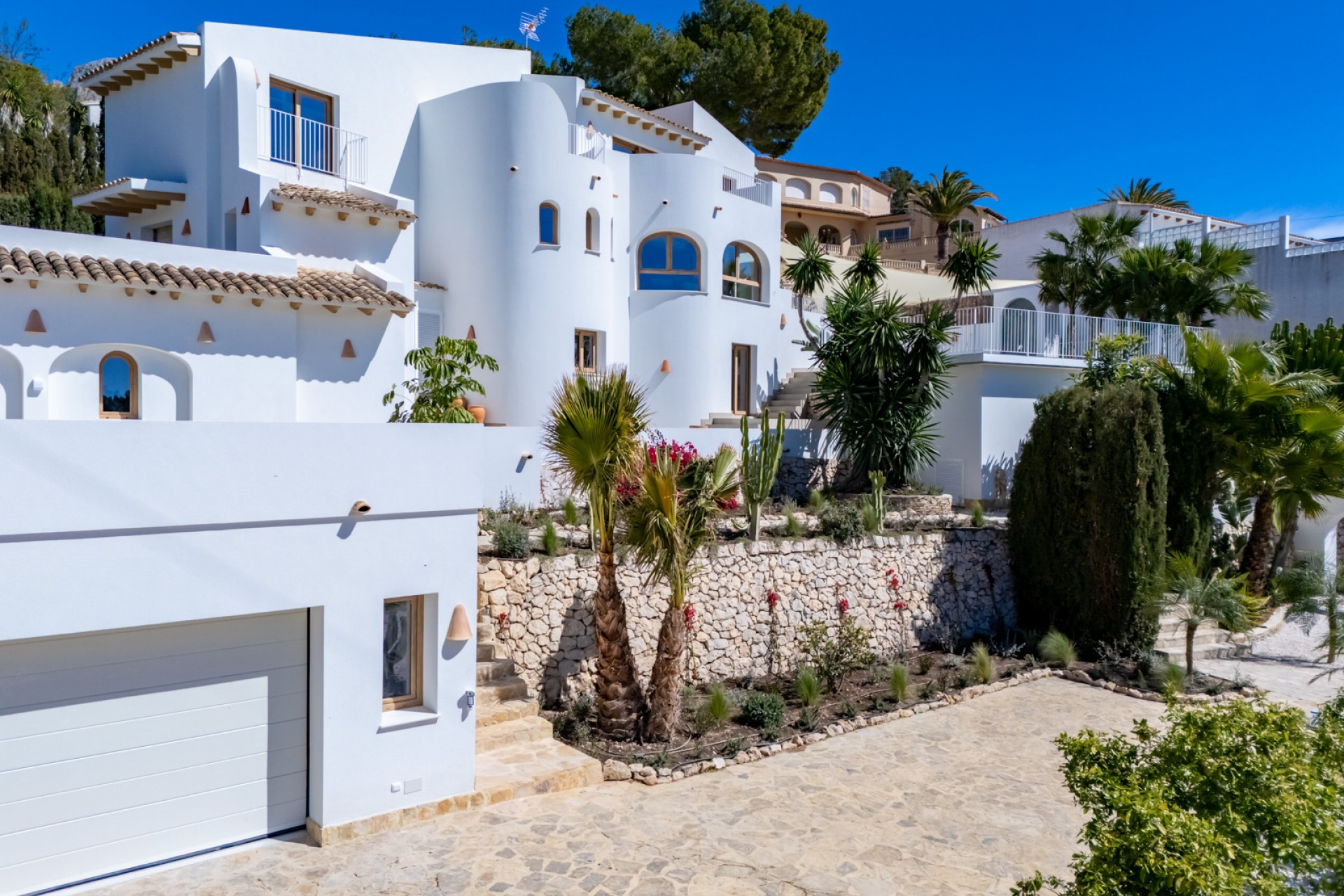 Neue Gebäude - Villa -
Altea - Jardines de Alhama
