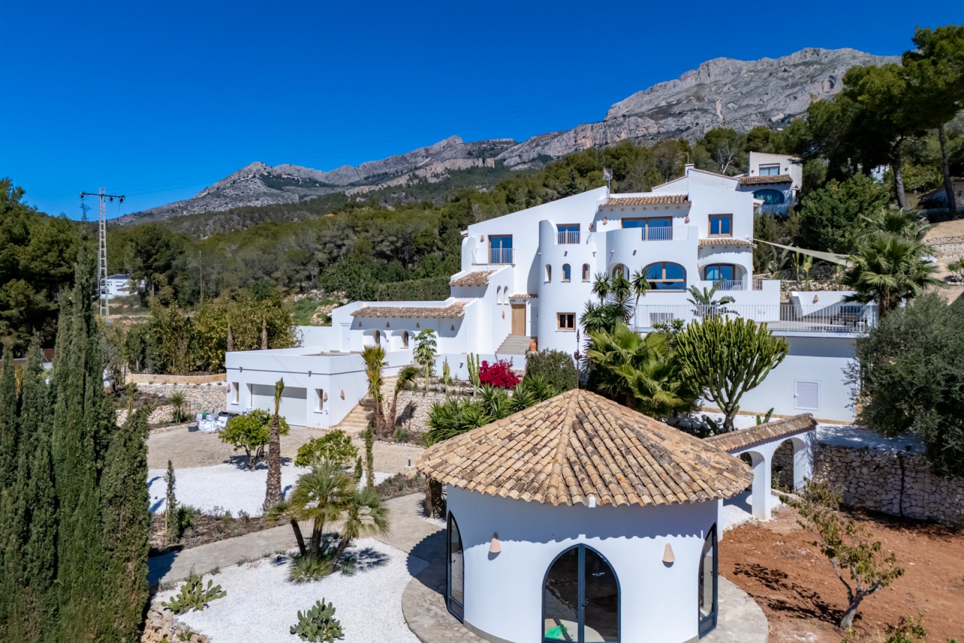 Neue Gebäude - Villa -
Altea - Jardines de Alhama