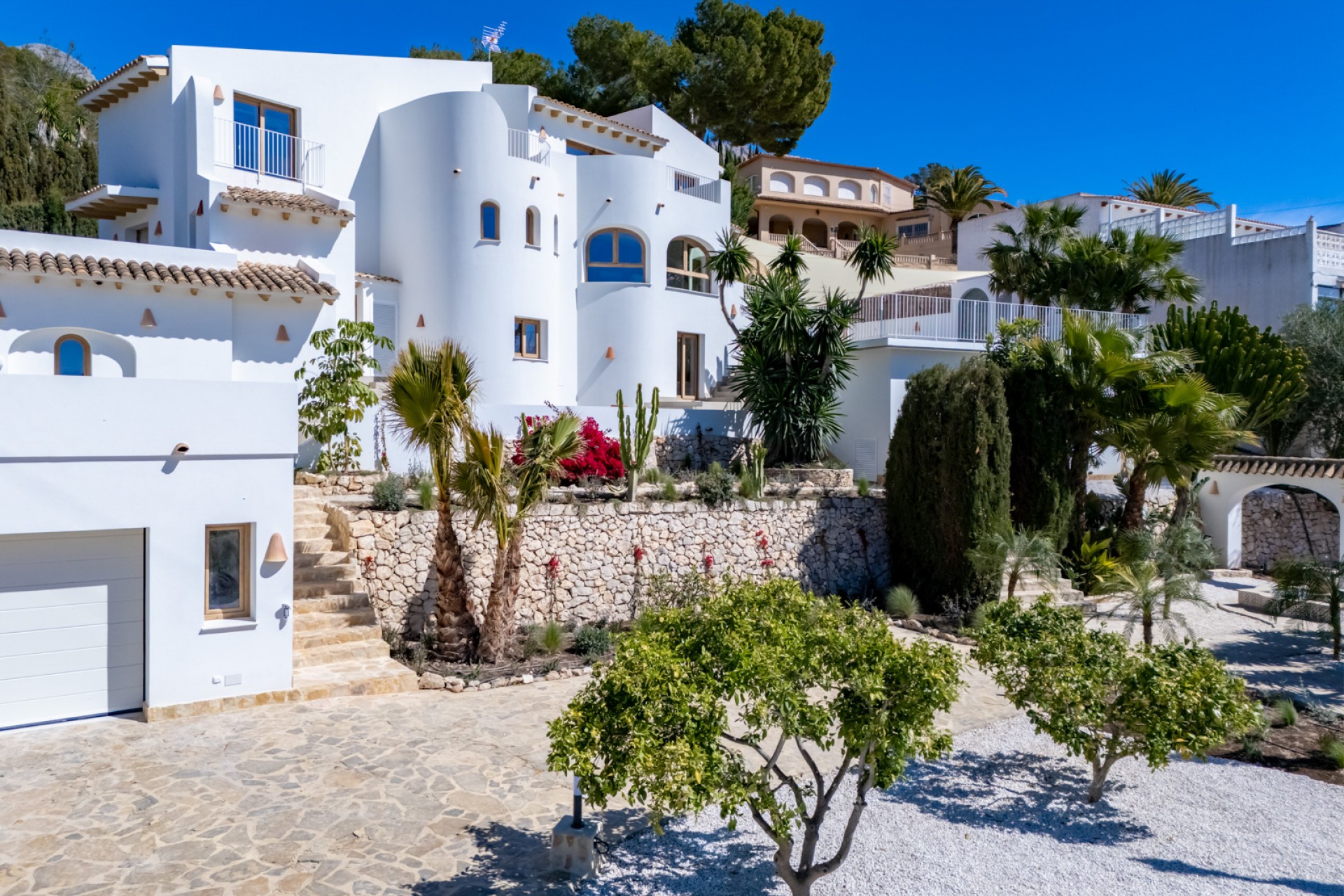 Neue Gebäude - Villa -
Altea - Jardines de Alhama