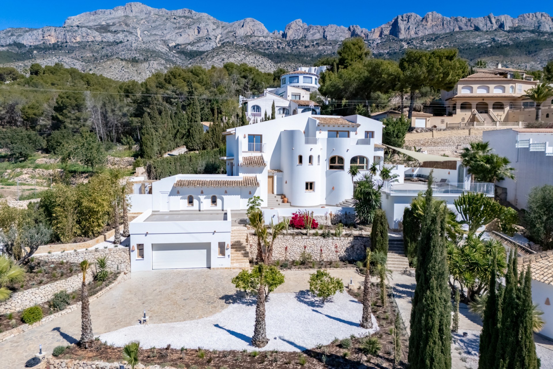 Neue Gebäude - Villa -
Altea - Jardines de Alhama