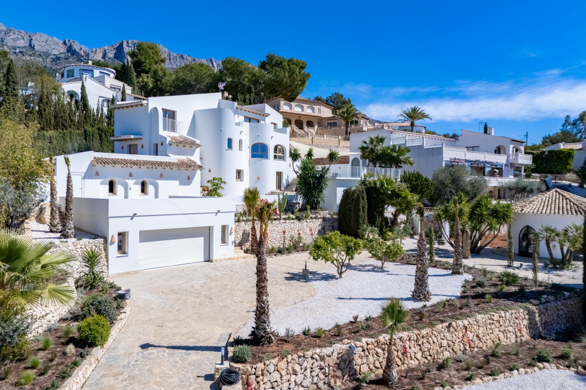 Neue Gebäude - Villa -
Altea - Jardines de Alhama