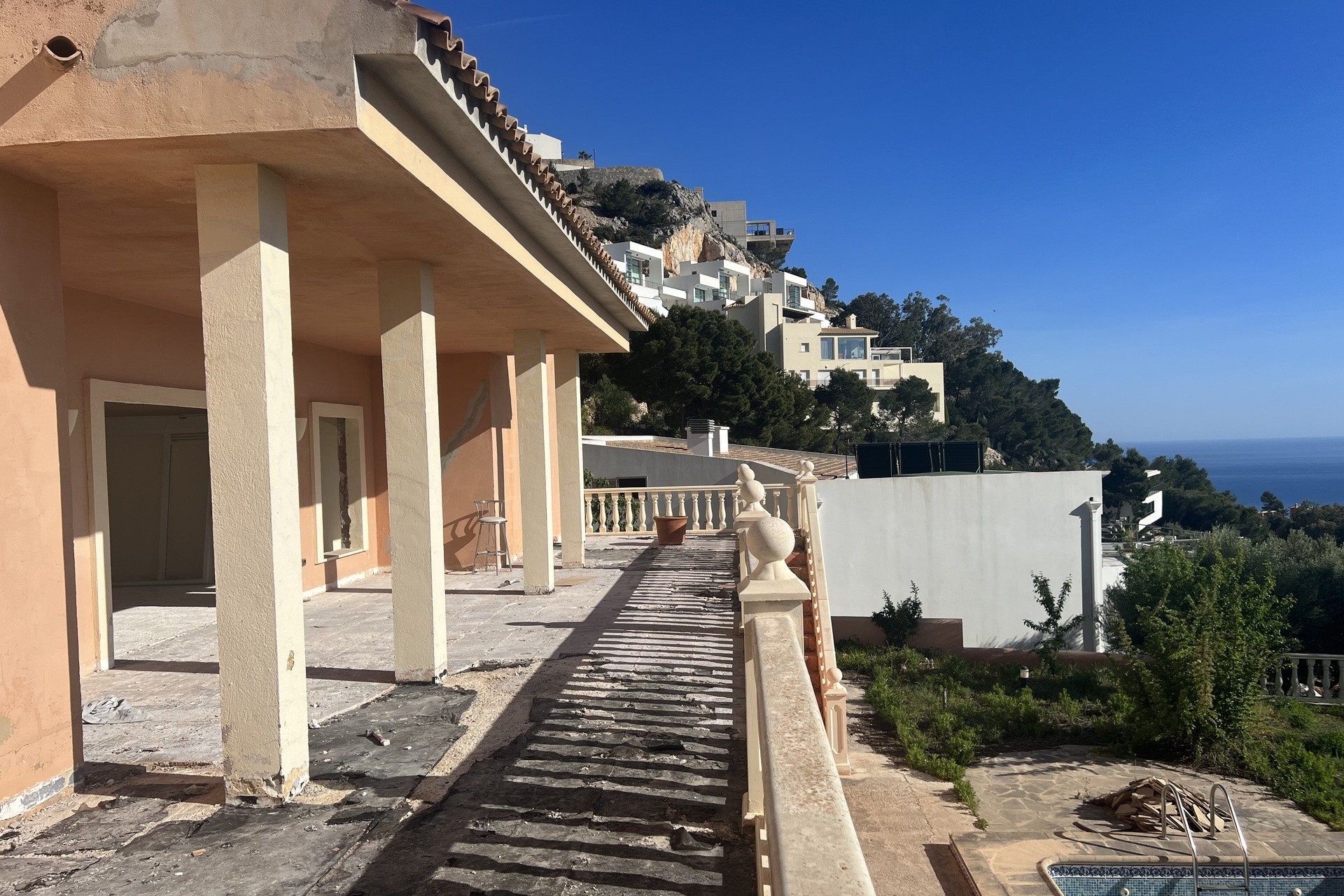 Neue Gebäude - Villa -
Altea