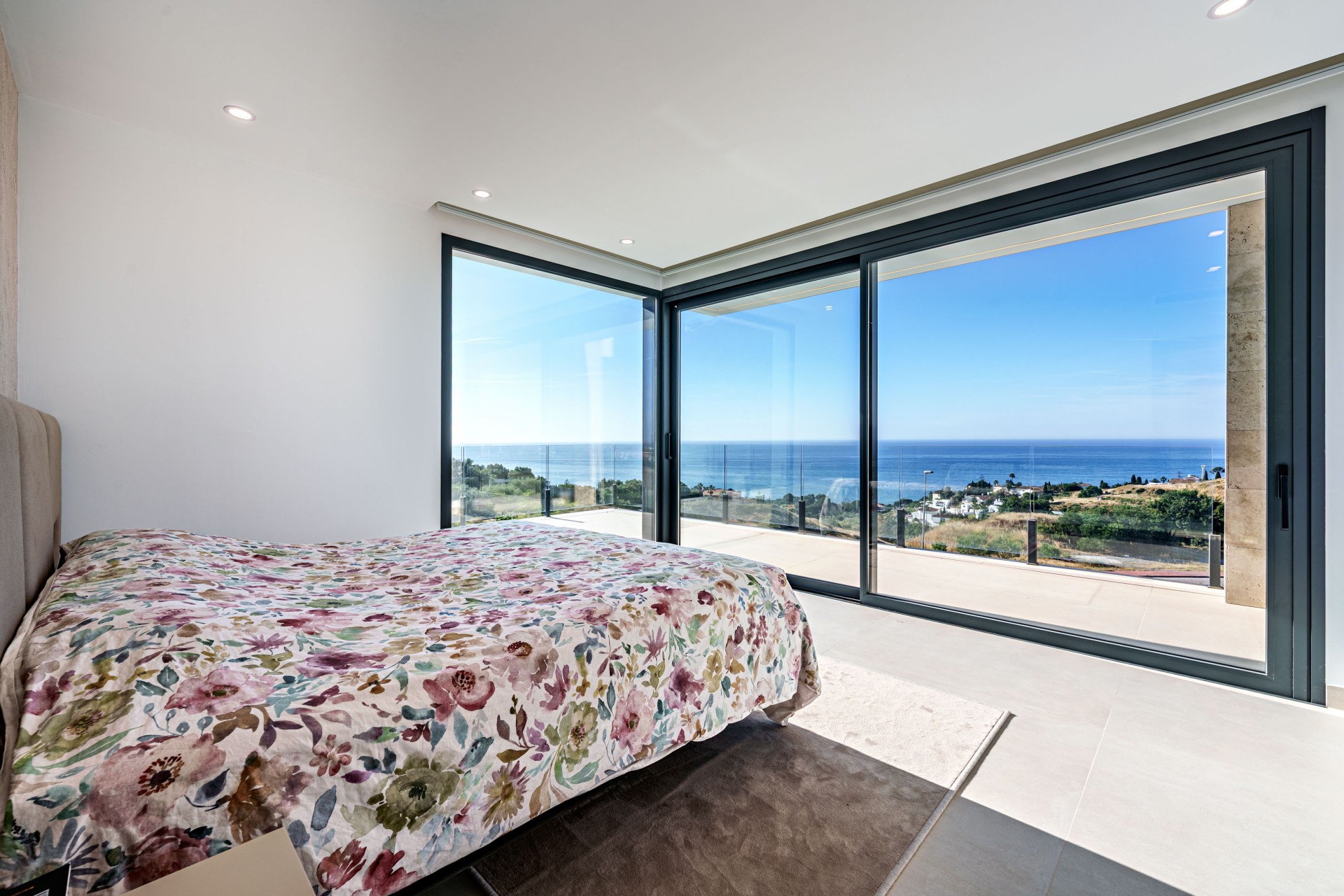 Neue Gebäude - Villa -
Benalmadena