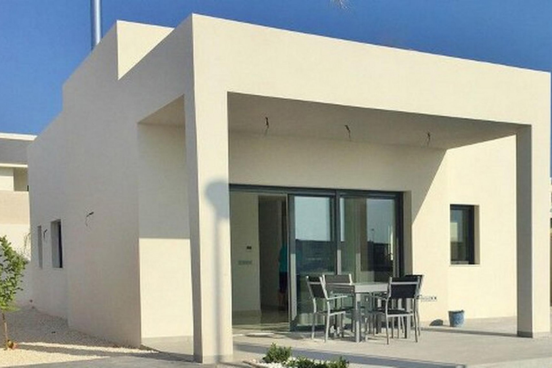 Neue Gebäude - Villa -
Benijofar