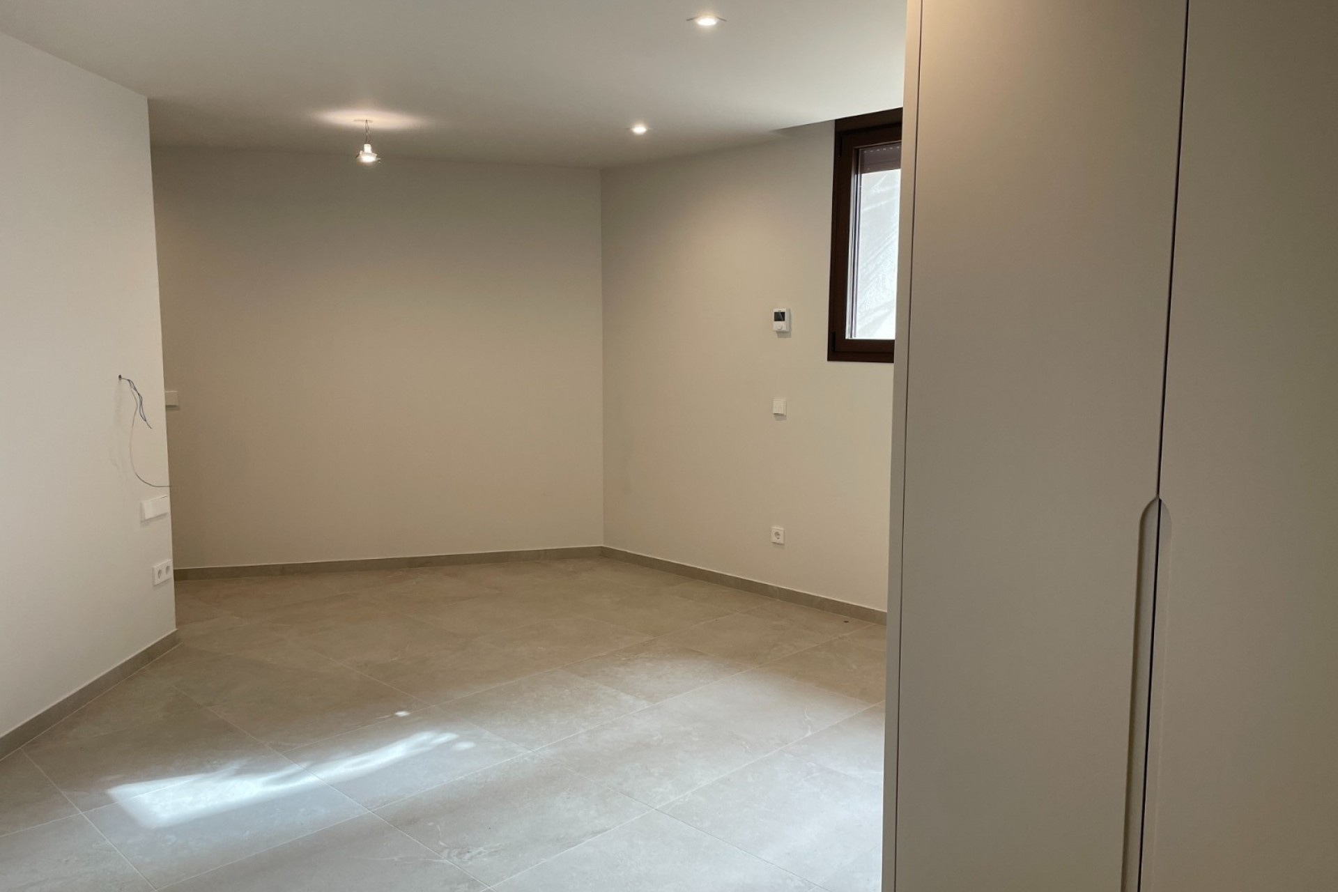 Neue Gebäude - Villa -
Calpe - Partida Enchinent