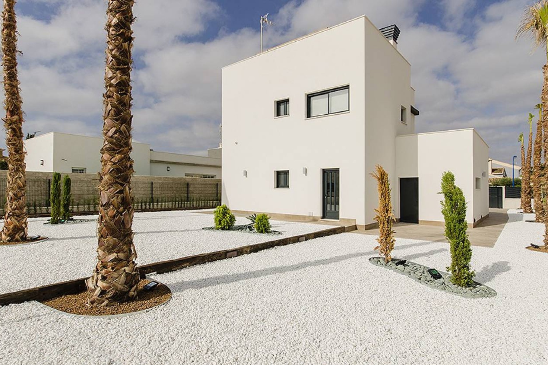 Neue Gebäude - Villa -
Dehesa de Campoamor
