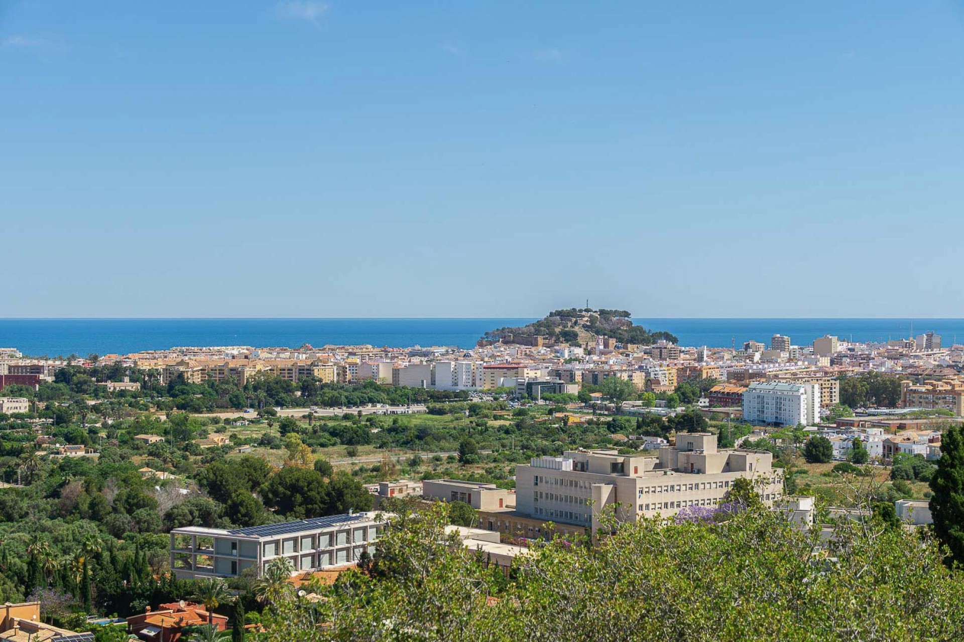 Neue Gebäude - Villa -
Denia
