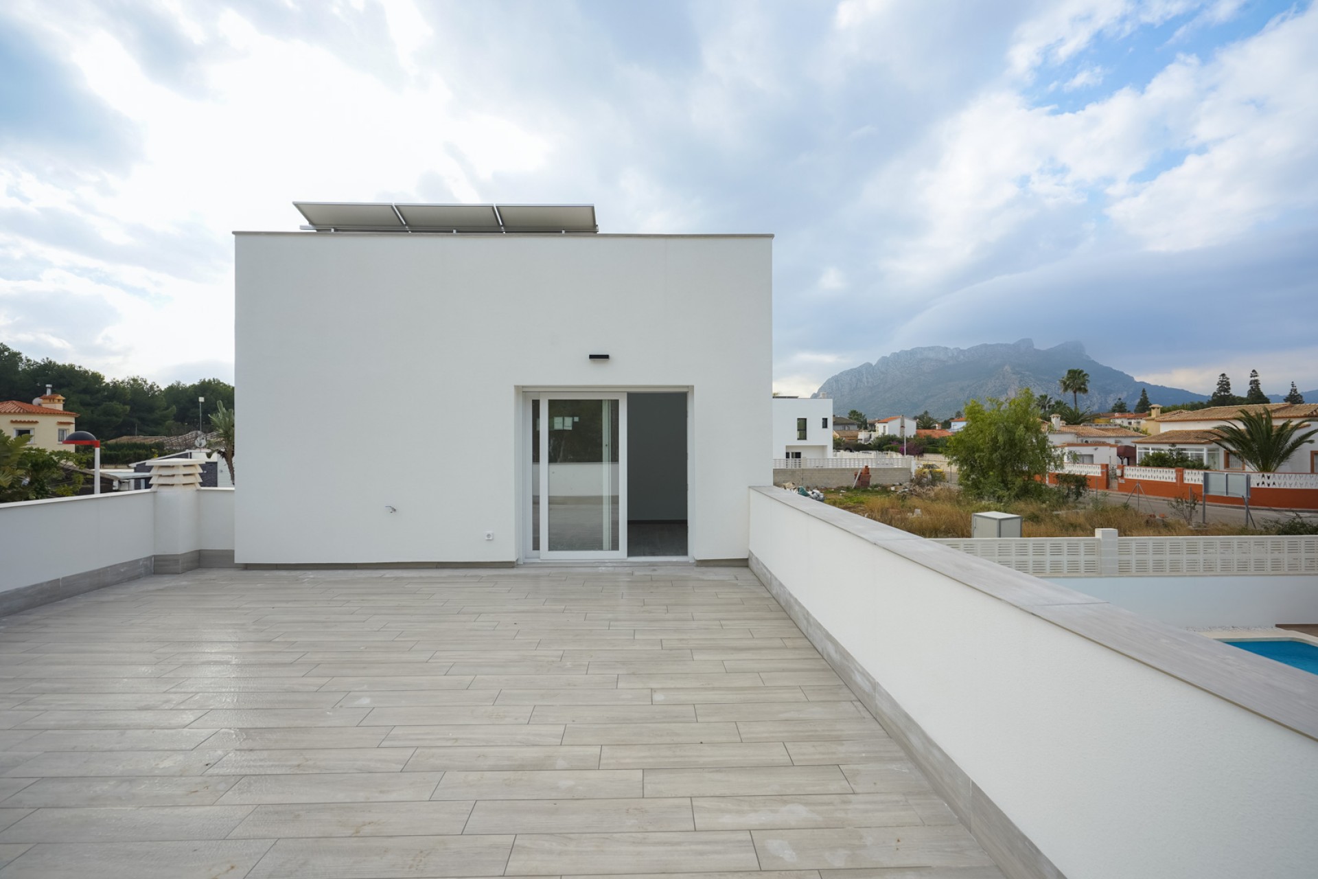 Neue Gebäude - Villa -
Els Poblets - Partida Xironets