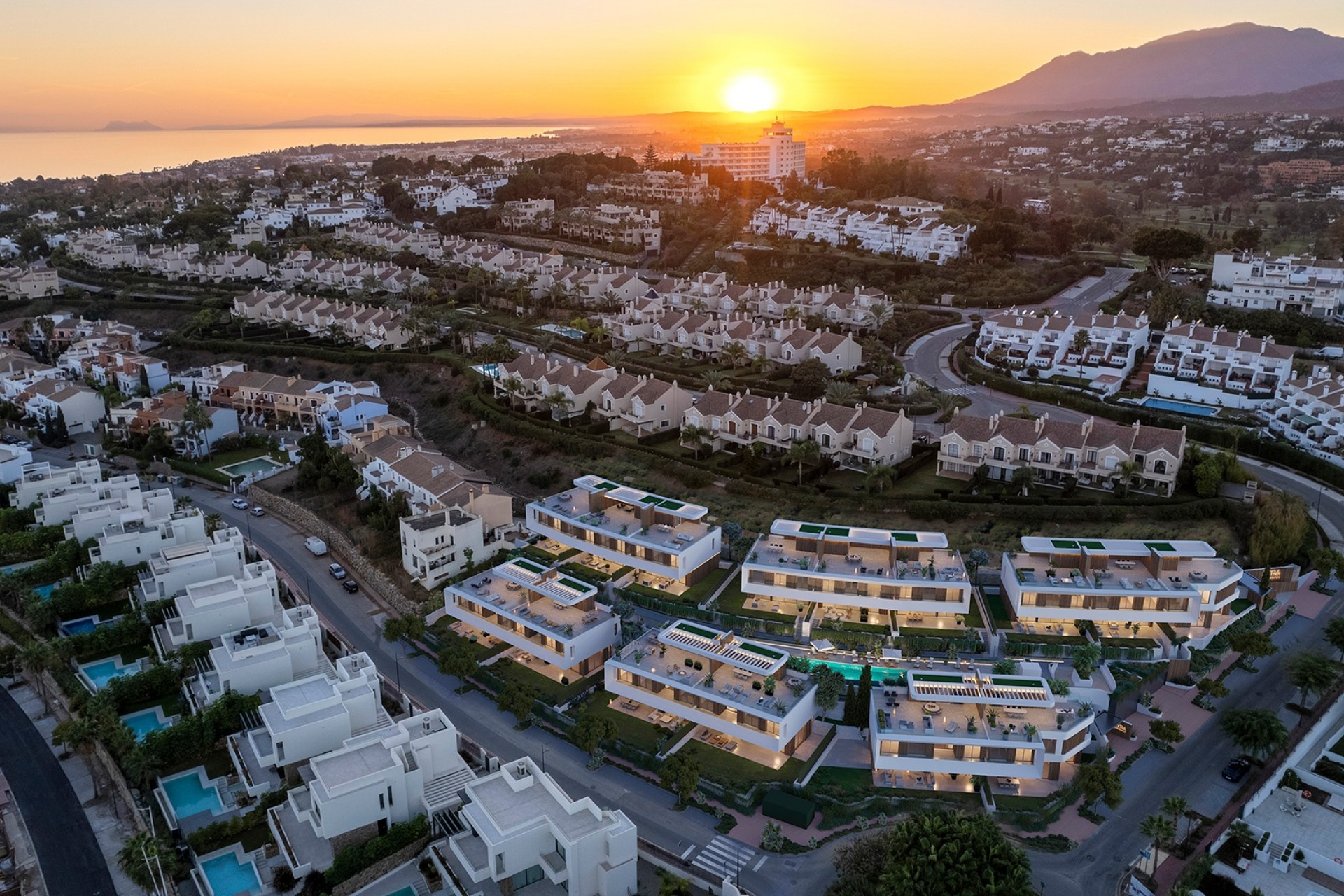 Neue Gebäude - Villa -
Estepona