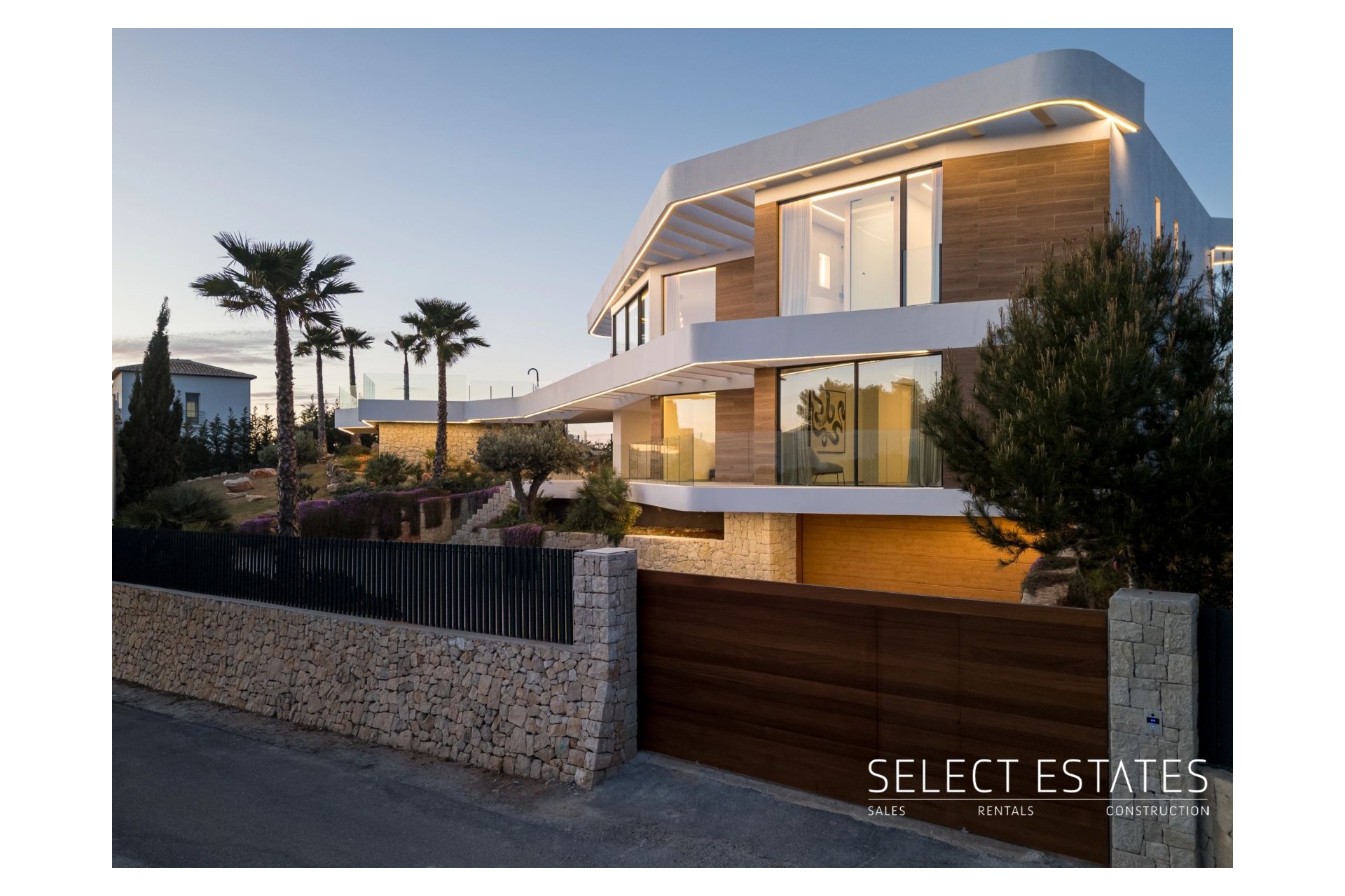 Neue Gebäude - Villa -
Jávea - Portichol