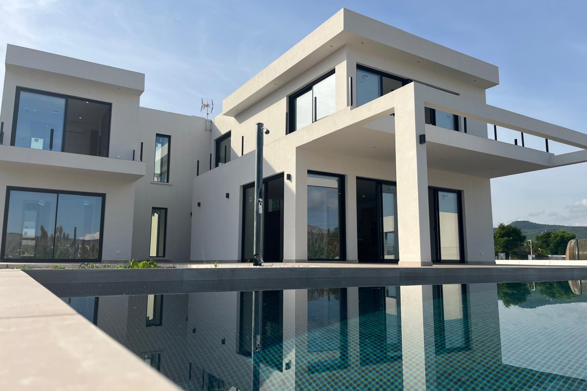 Neue Gebäude - Villa -
Jávea / Xàbia - Partides comunes - Adsubia