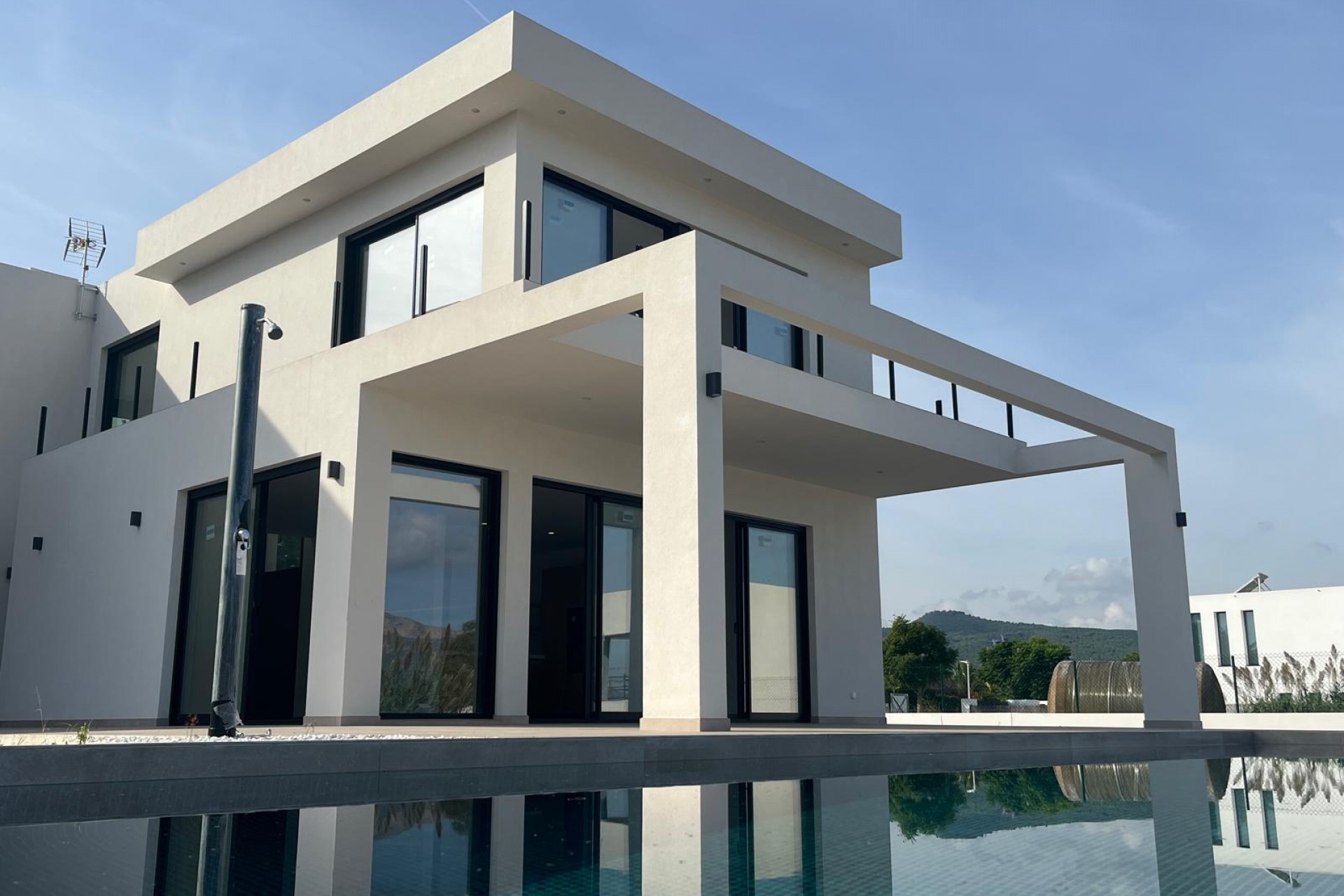 Neue Gebäude - Villa -
Jávea / Xàbia - Partides comunes - Adsubia