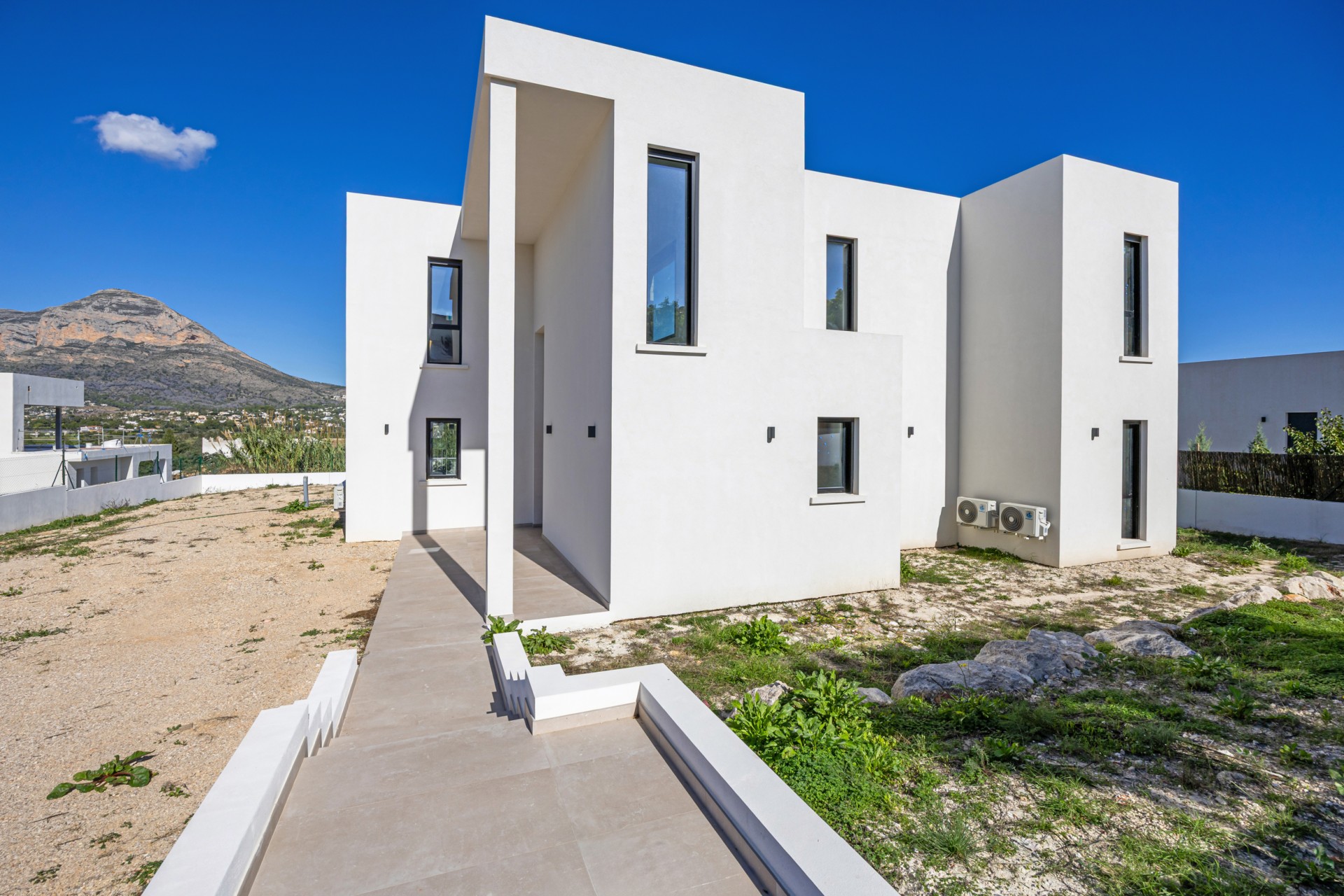 Neue Gebäude - Villa -
Jávea / Xàbia - Partides comunes - Adsubia