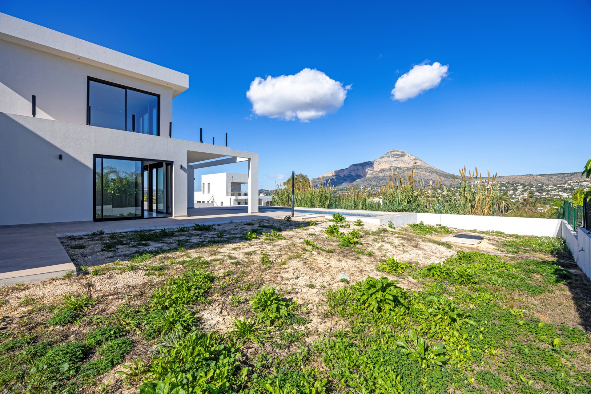 Neue Gebäude - Villa -
Jávea / Xàbia - Partides comunes - Adsubia