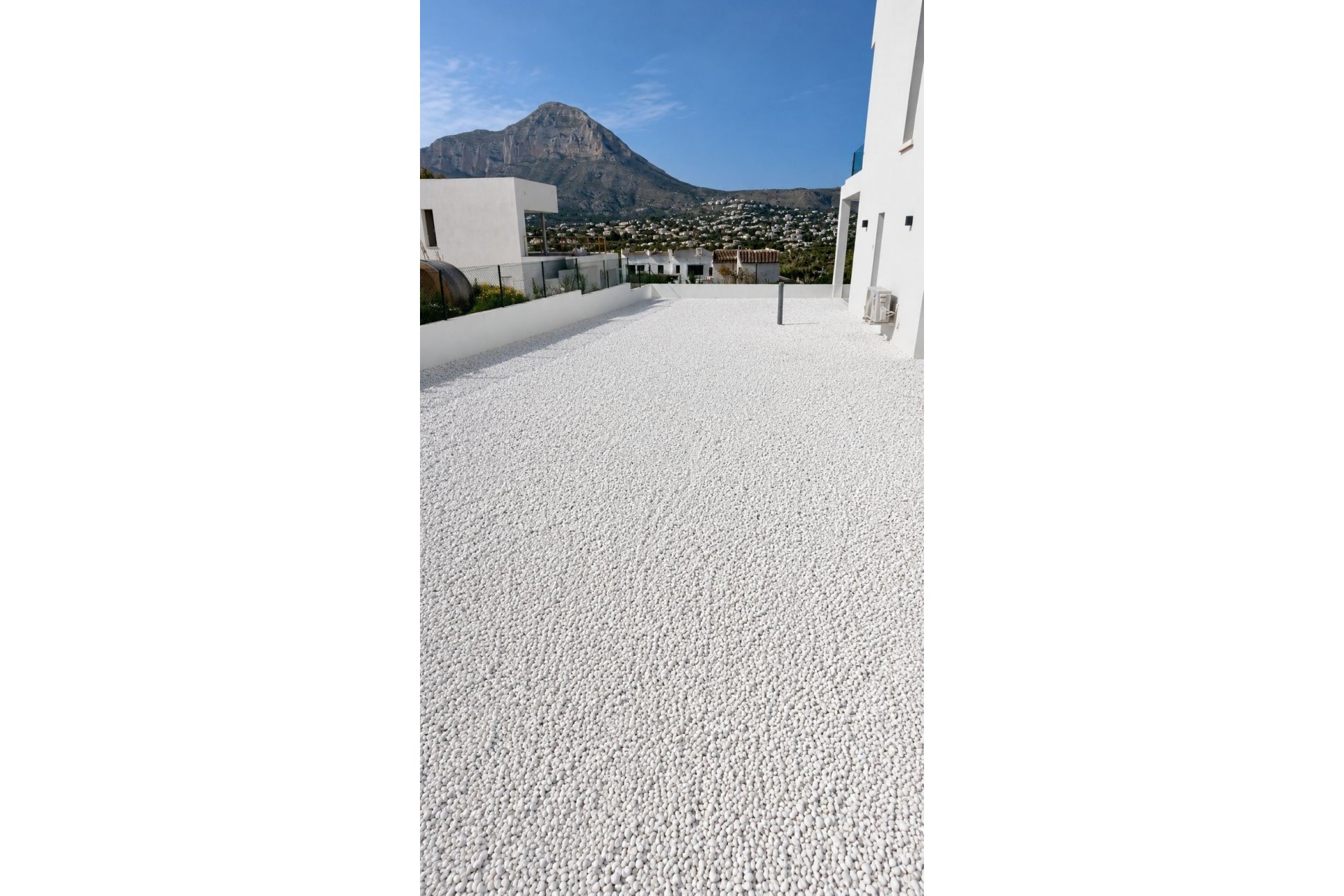 Neue Gebäude - Villa -
Jávea / Xàbia - Partides comunes - Adsubia