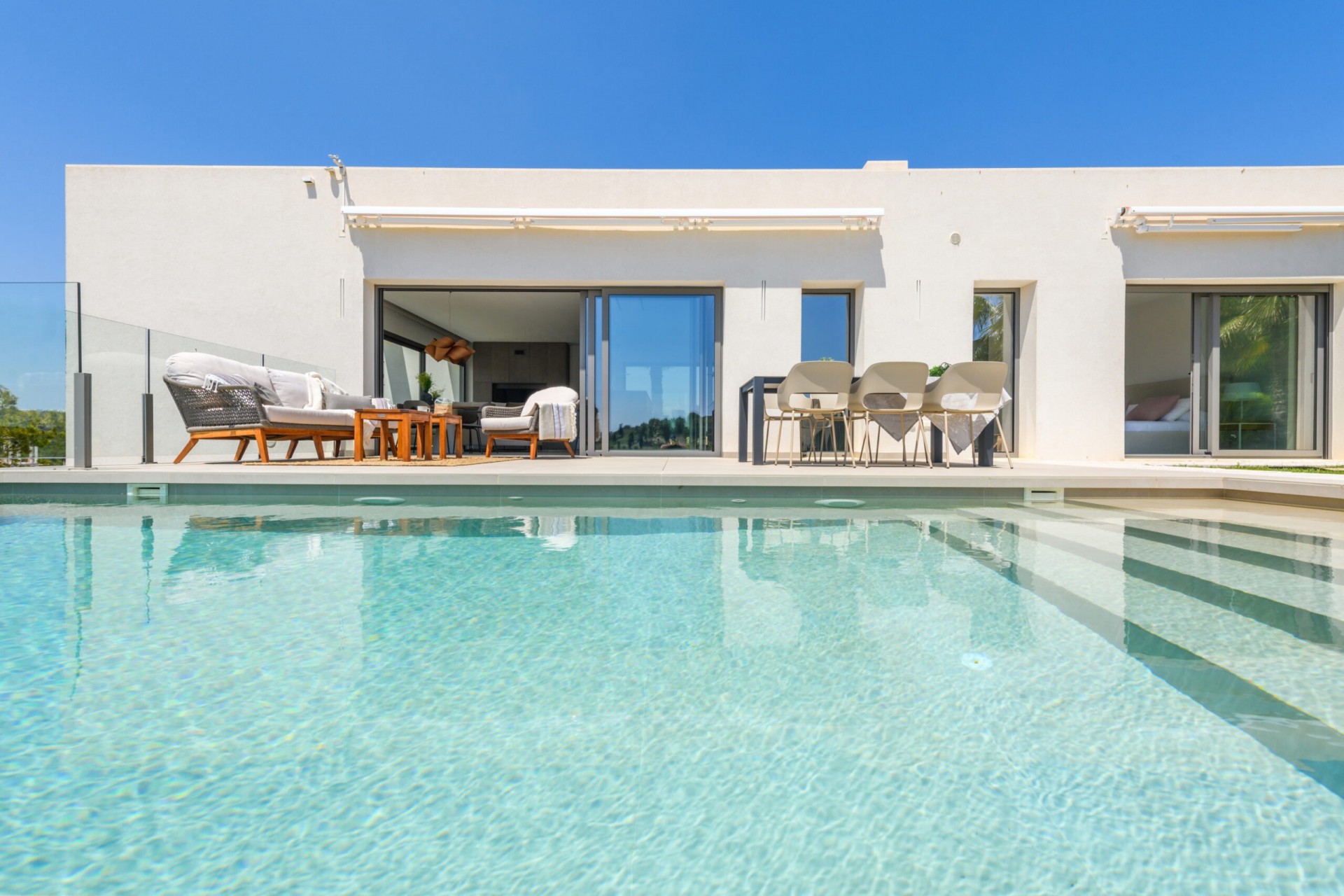 Neue Gebäude - Villa -
Las Colinas Golf