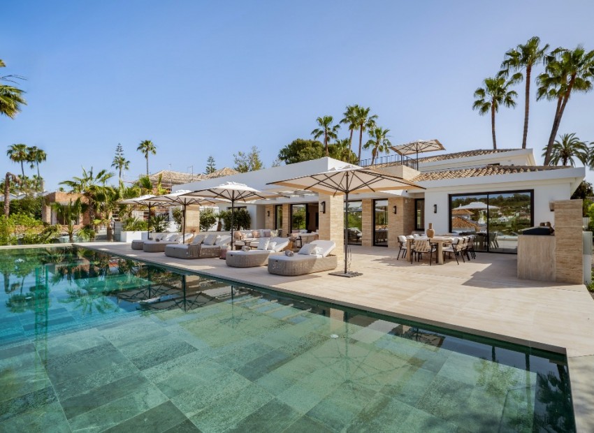 Neue Gebäude - Villa -
Marbella