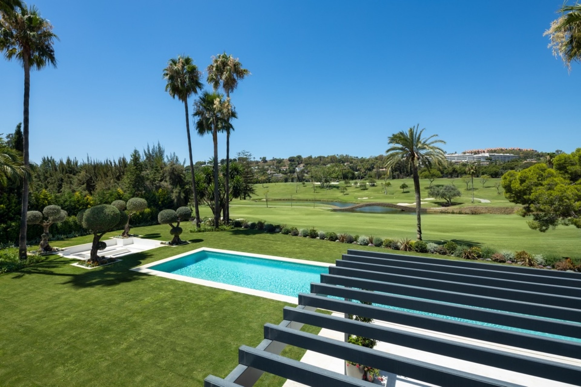 Neue Gebäude - Villa -
Marbella