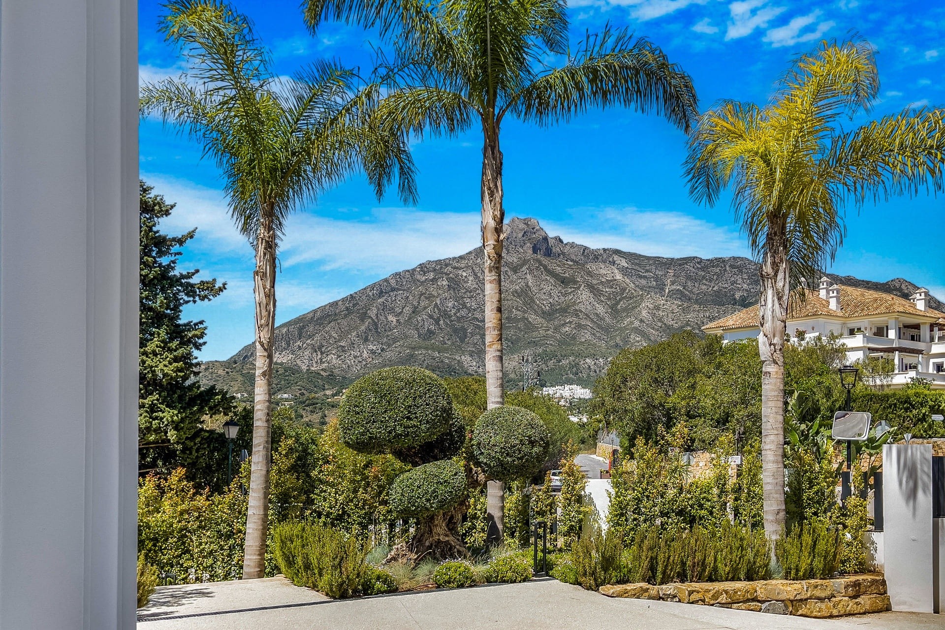 Neue Gebäude - Villa -
Marbella