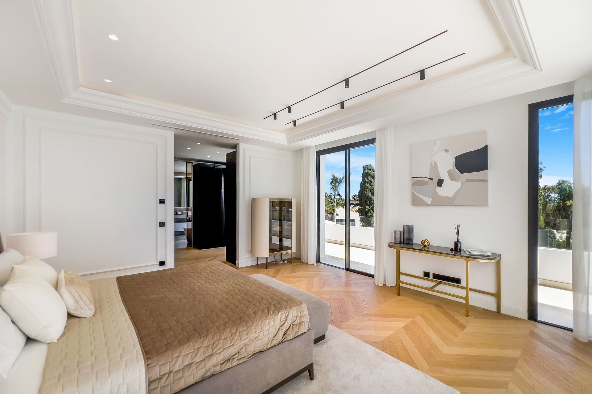 Neue Gebäude - Villa -
Marbella