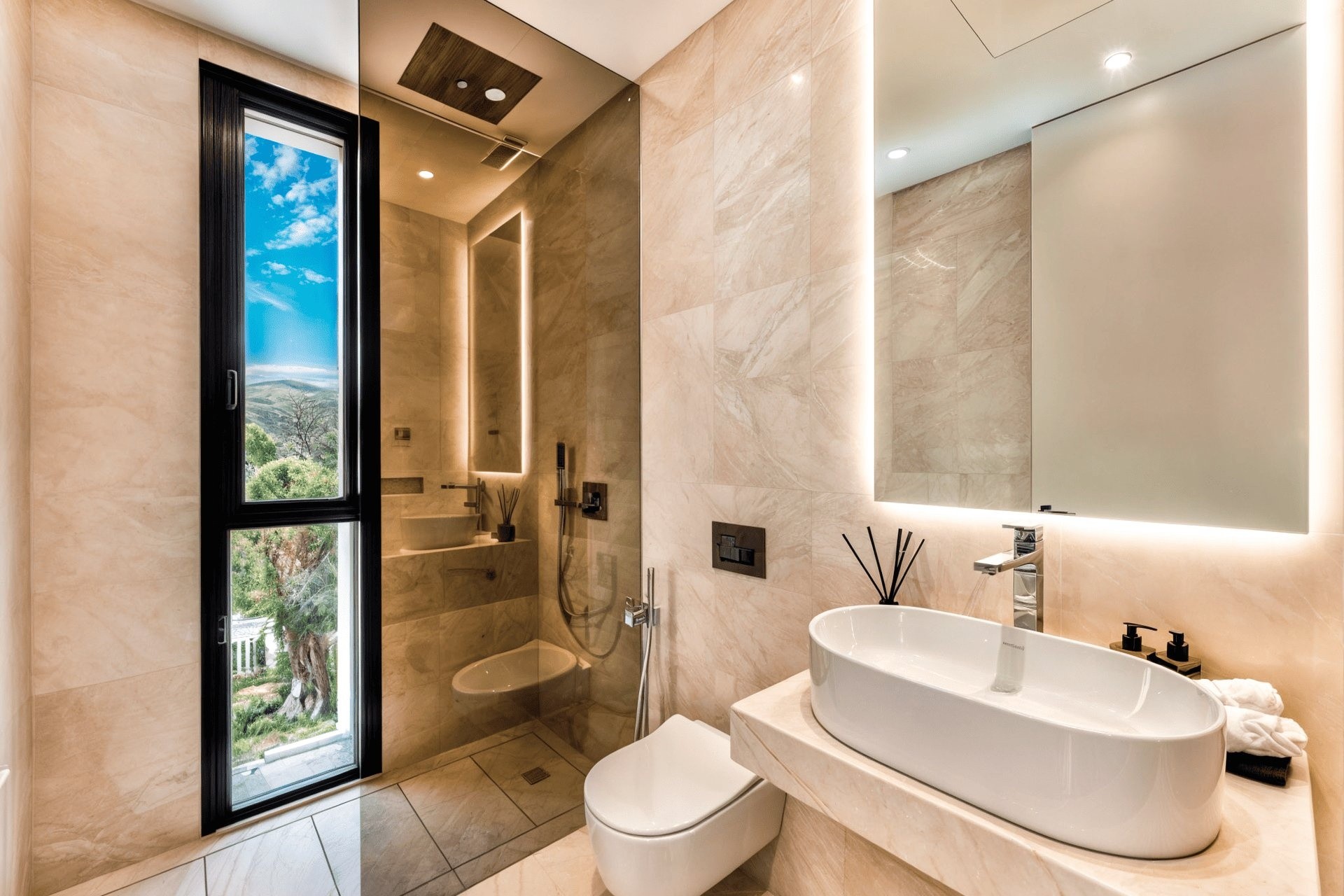 Neue Gebäude - Villa -
Marbella