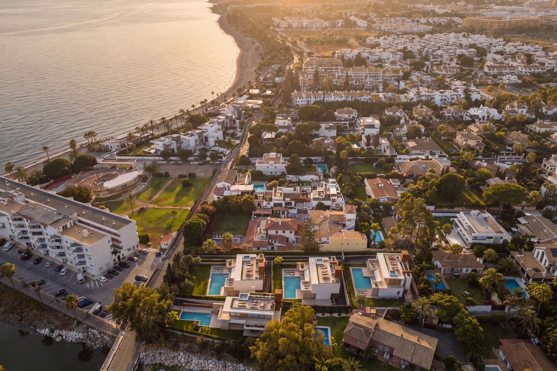 Neue Gebäude - Villa -
Marbella