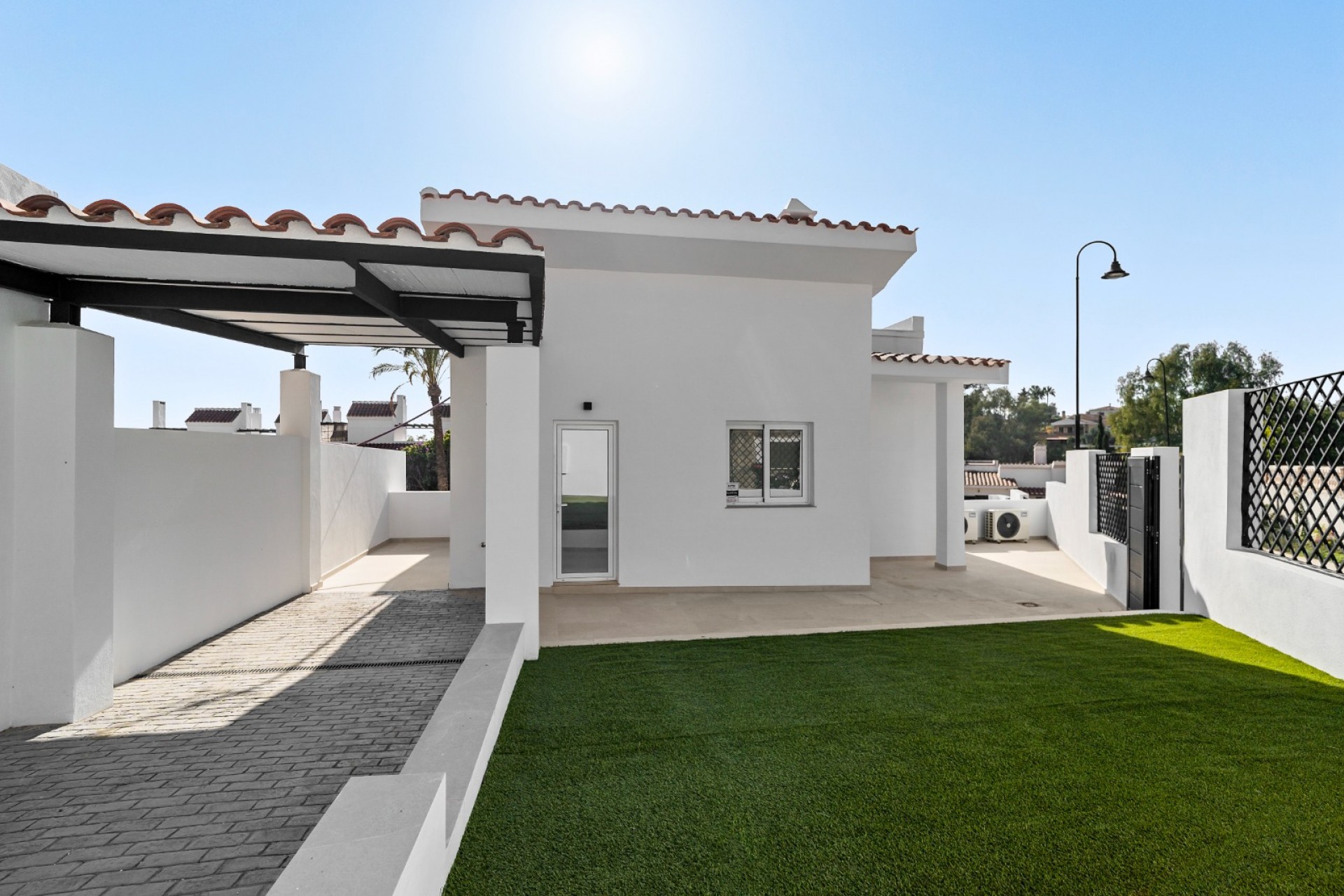 Neue Gebäude - Villa -
Mijas