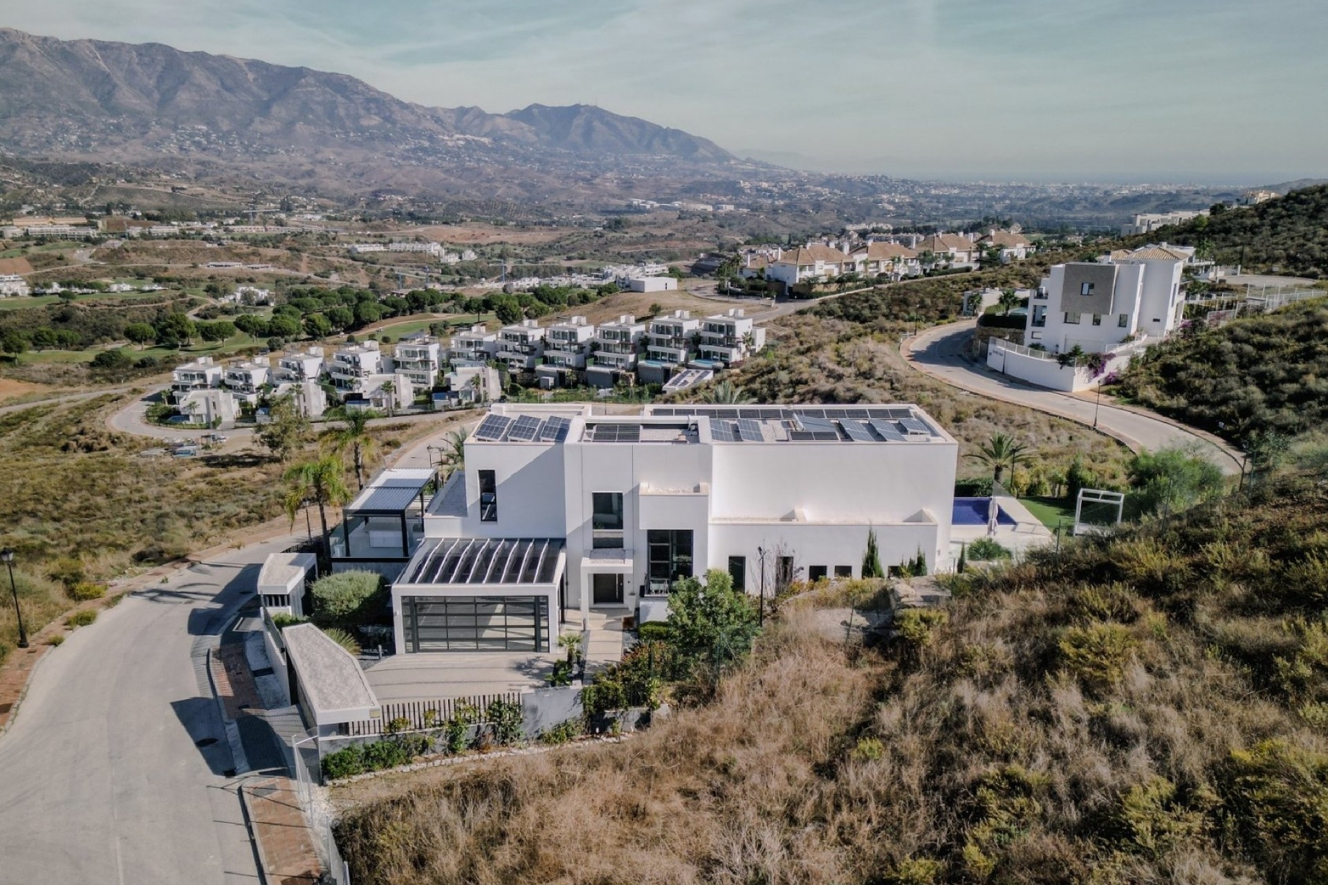 Neue Gebäude - Villa -
Mijas