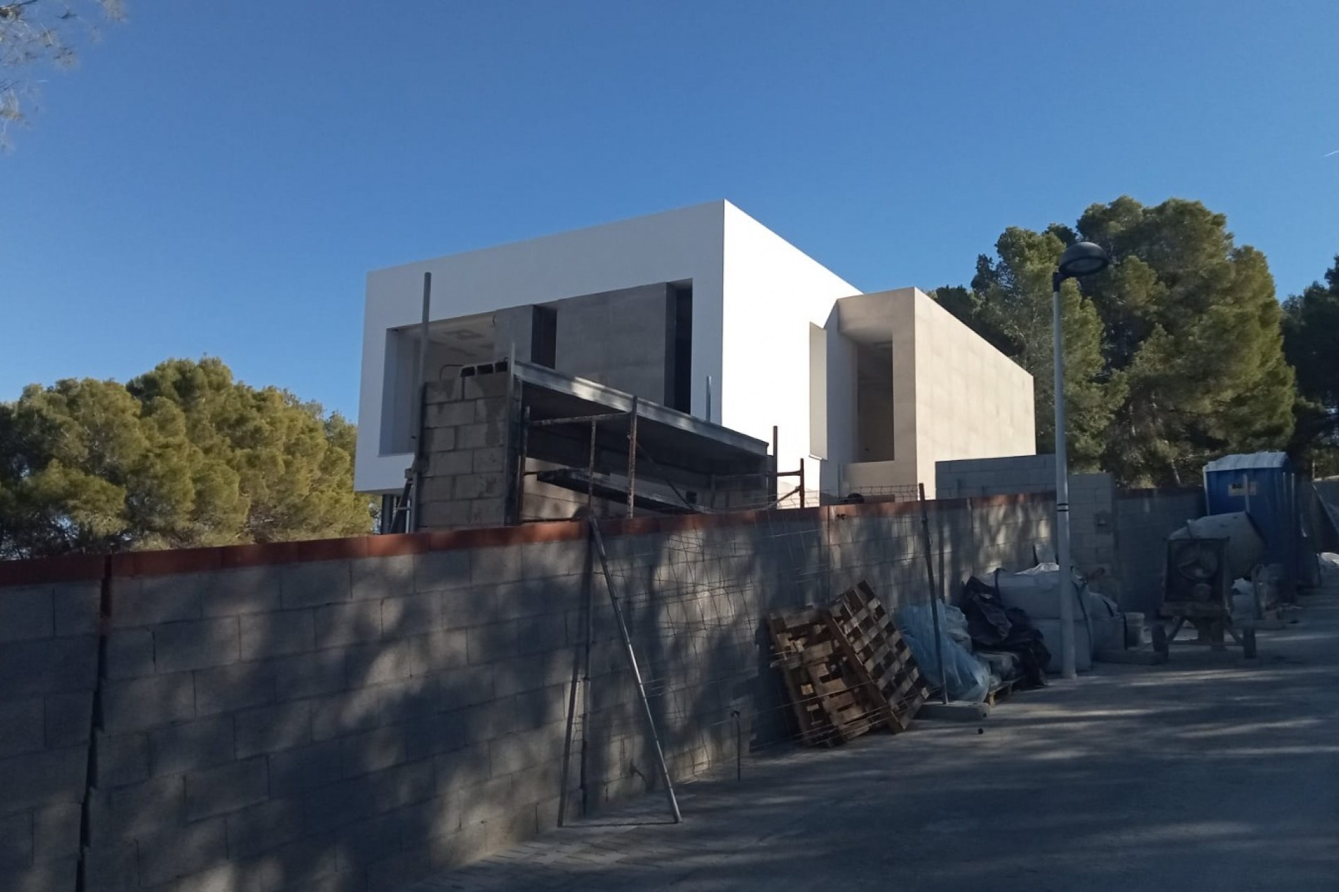 Neue Gebäude - Villa -
Moraira - Benimeit