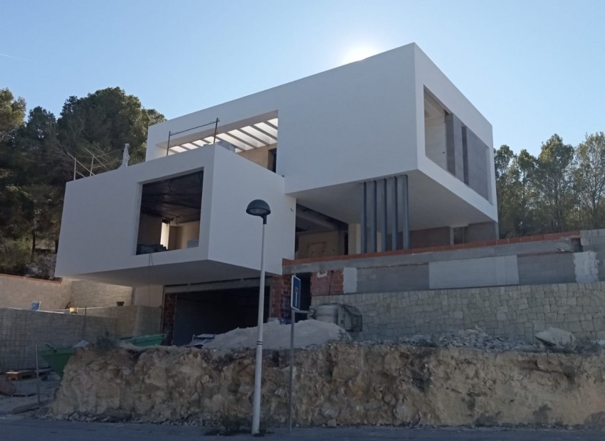 Neue Gebäude - Villa -
Moraira - Benimeit