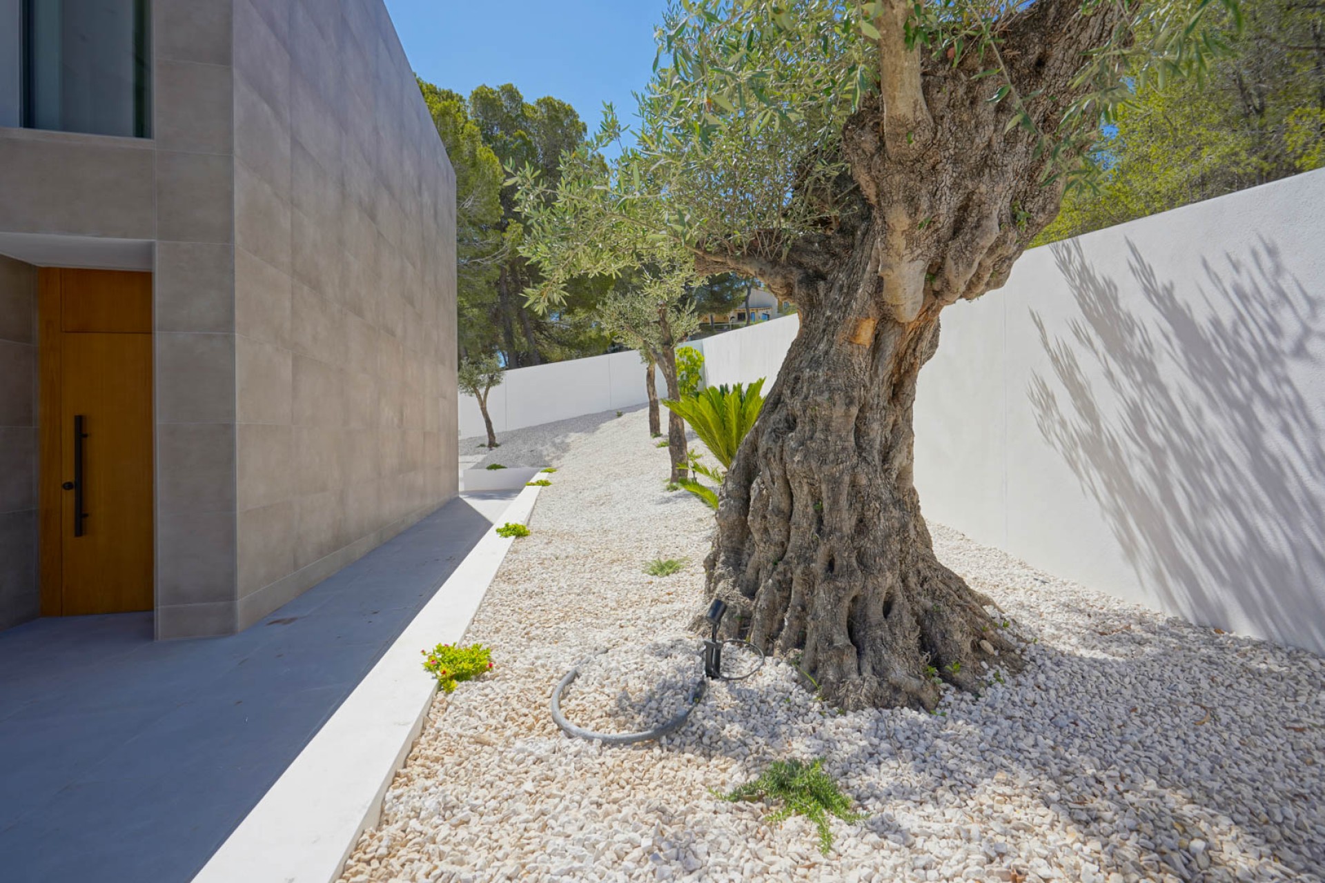 Neue Gebäude - Villa -
Moraira - Benimeit