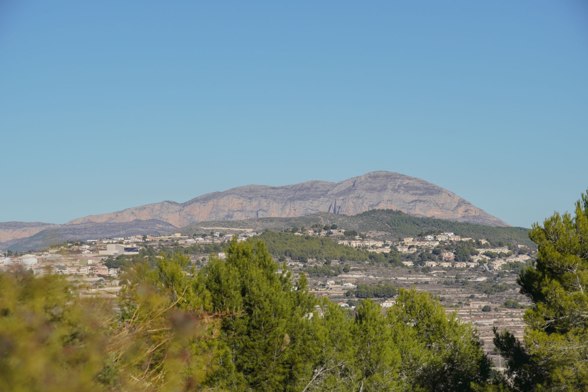 Neue Gebäude - Villa -
Moraira - Benimeit