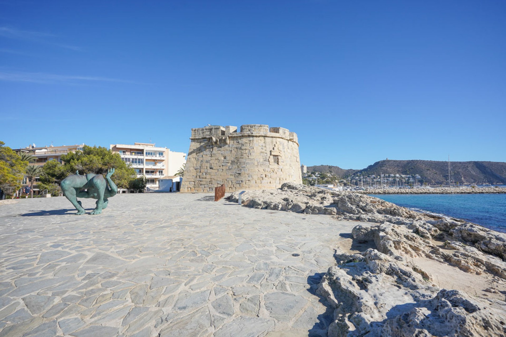 Neue Gebäude - Villa -
Moraira - Benimeit