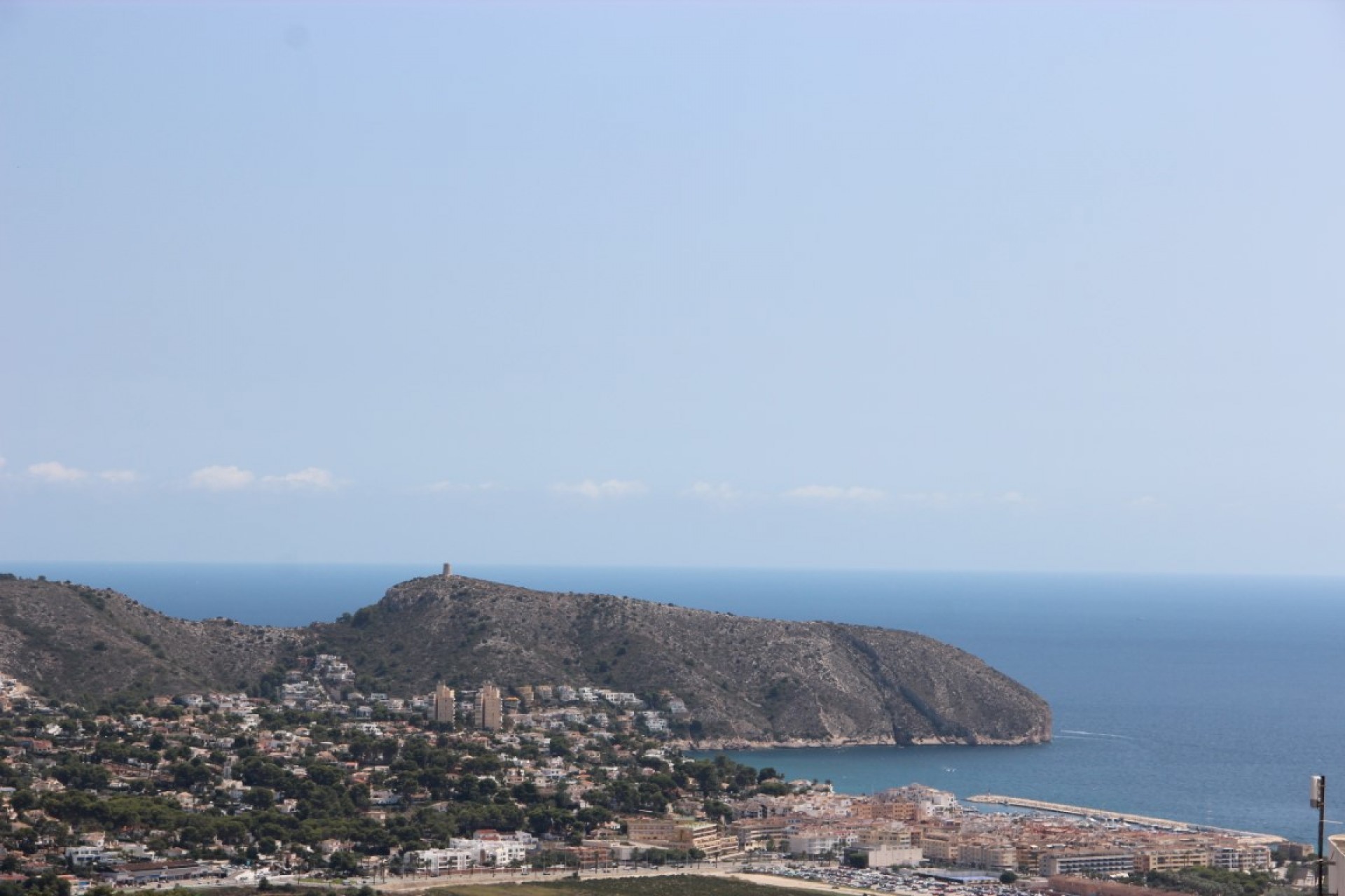 Neue Gebäude - Villa -
Moraira - Benimeit