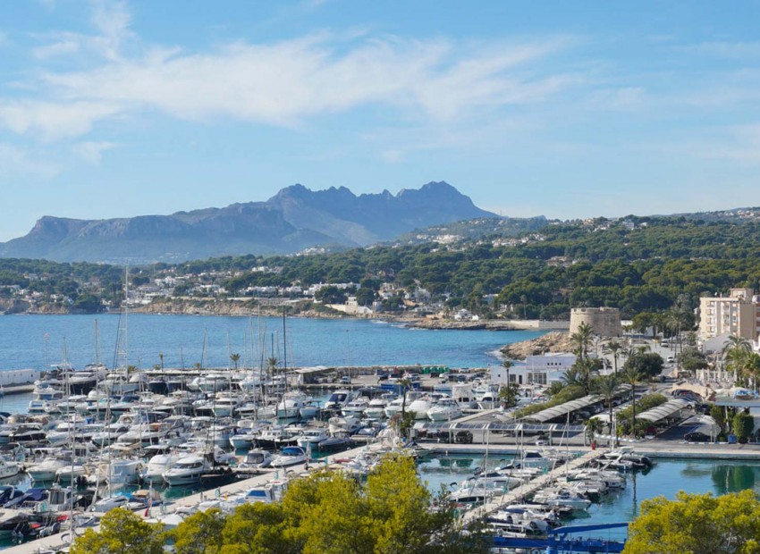 Neue Gebäude - Villa -
Moraira - La Sabatera