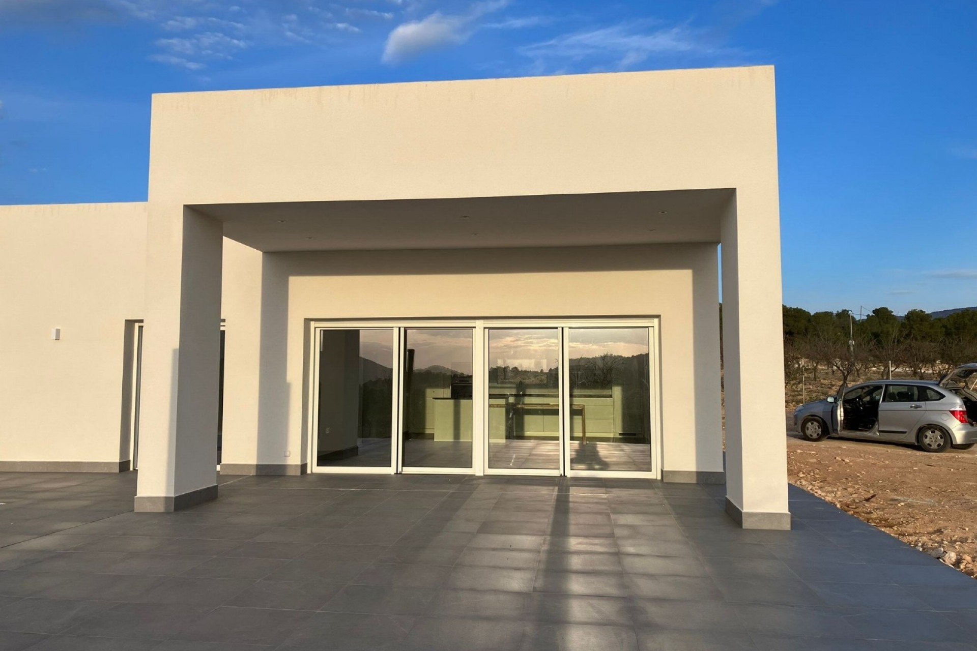 Neue Gebäude - Villa -
Pinoso