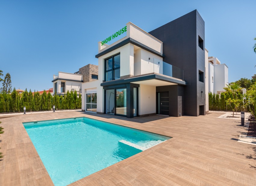 Neue Gebäude - Villa -
Playa Paraiso