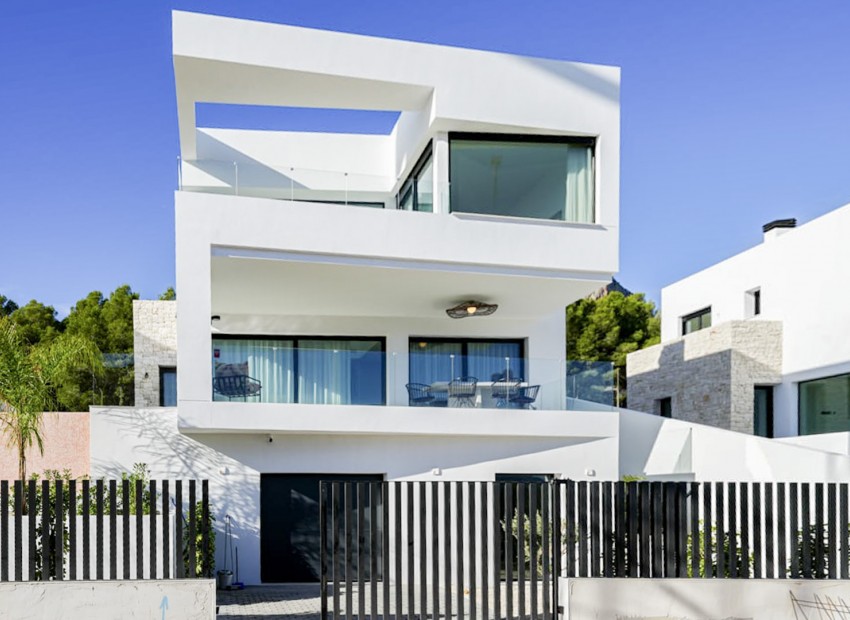 Neue Gebäude - Villa -
Polop - Balcon de Ponoig