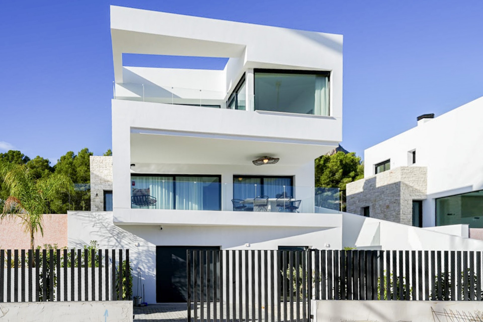 Neue Gebäude - Villa -
Polop - Balcon de Ponoig