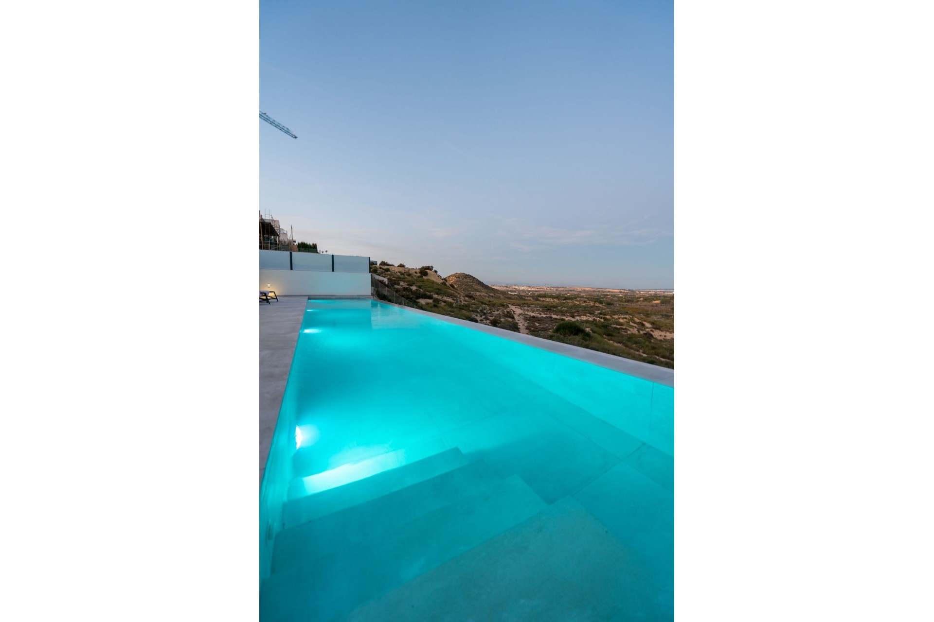 Neue Gebäude - Villa -
Rojales