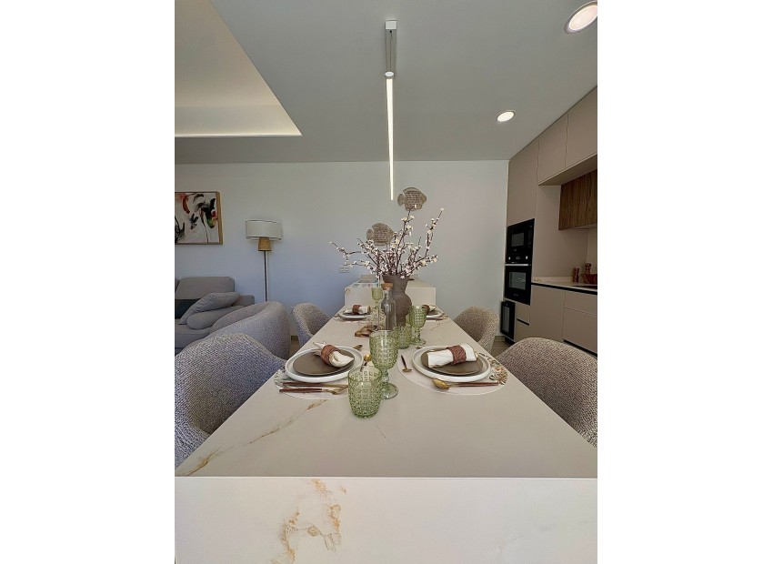 Neue Gebäude - Villa -
Roldán